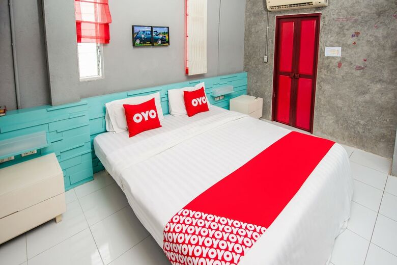 Oyo 292 The Oddy Hip Hotel