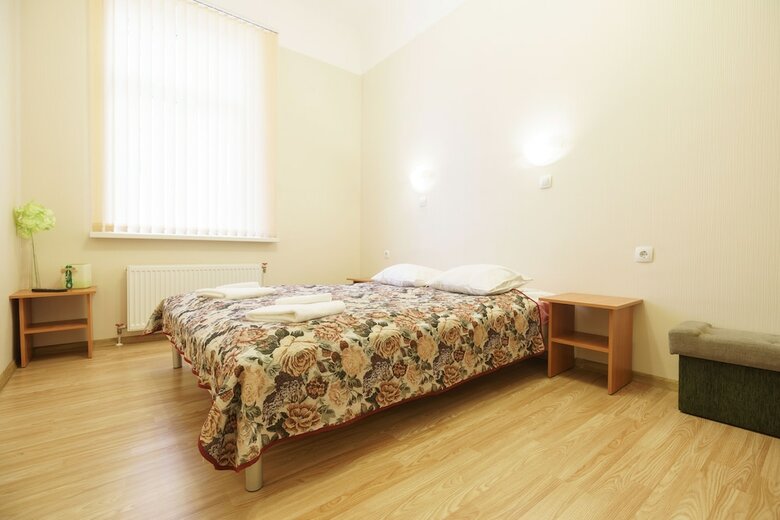 Hotel Knights Court Guest House