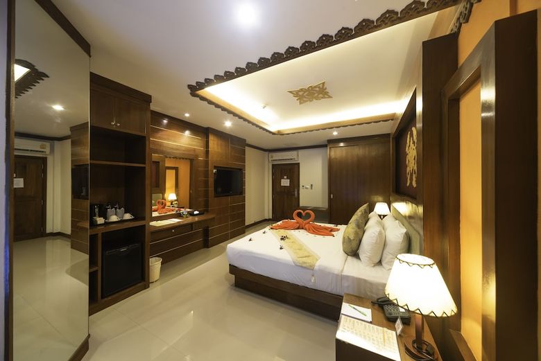 Hotel Shanaya Beach Resort & Spa Phuket