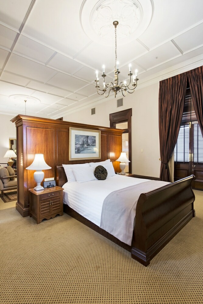 Hotel Treasury Brisbane