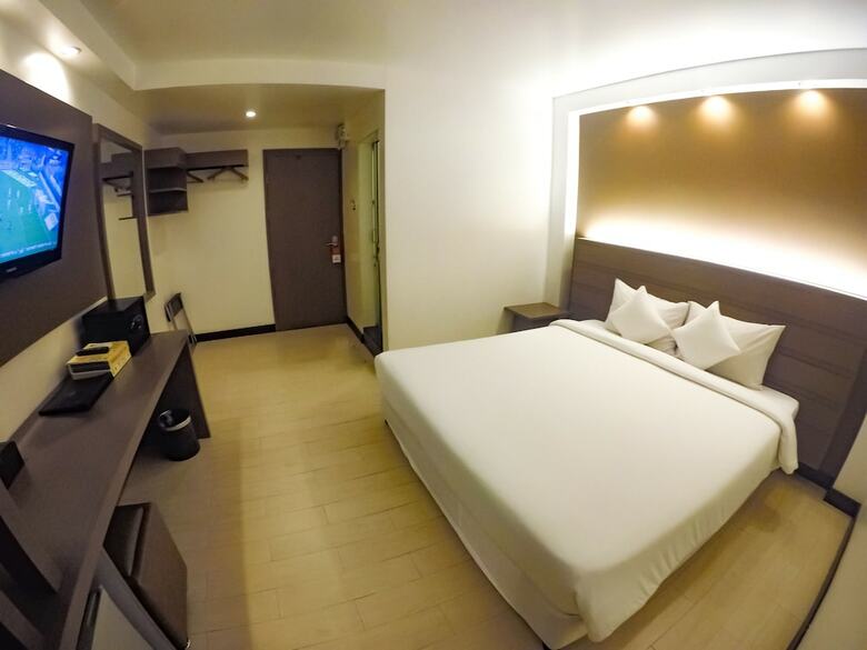 Hotel Clover City Center Plus