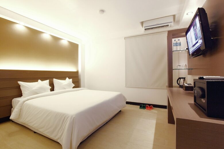 Hotel Clover City Center Plus