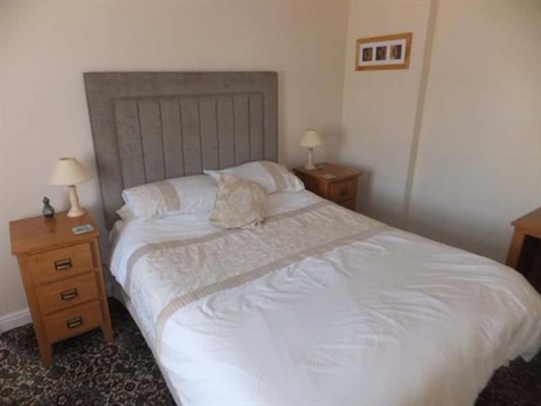 Bed & Breakfast West View