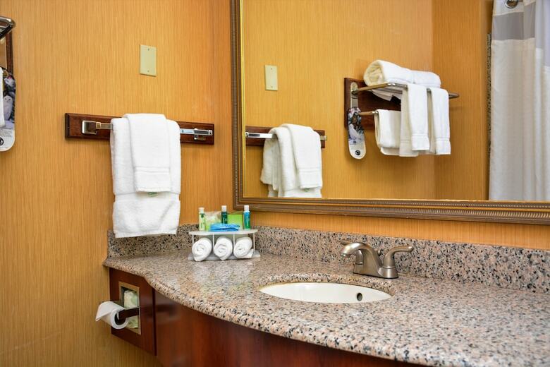 Hotel Holiday Inn Express Fort Bragg
