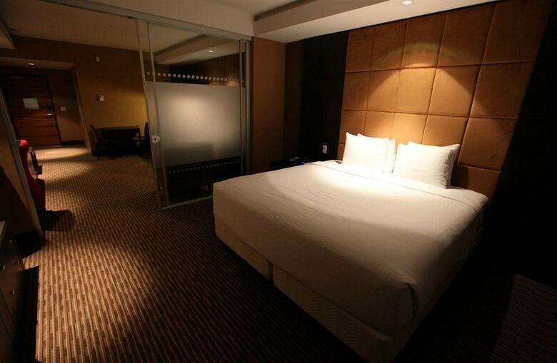 Radisson Hotel & Convention Center Edmonton