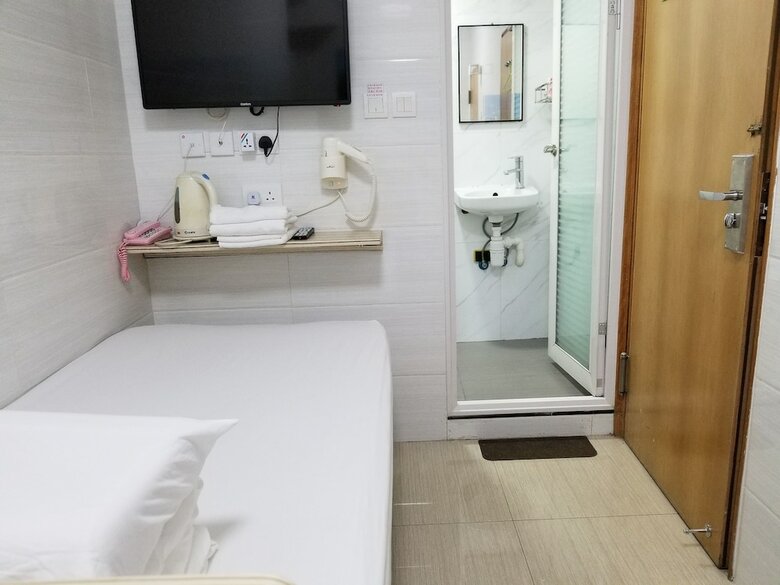 Hotel Asia Travel House