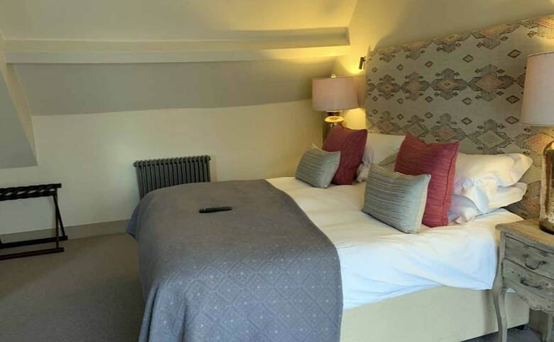 The Falstaff Hotel