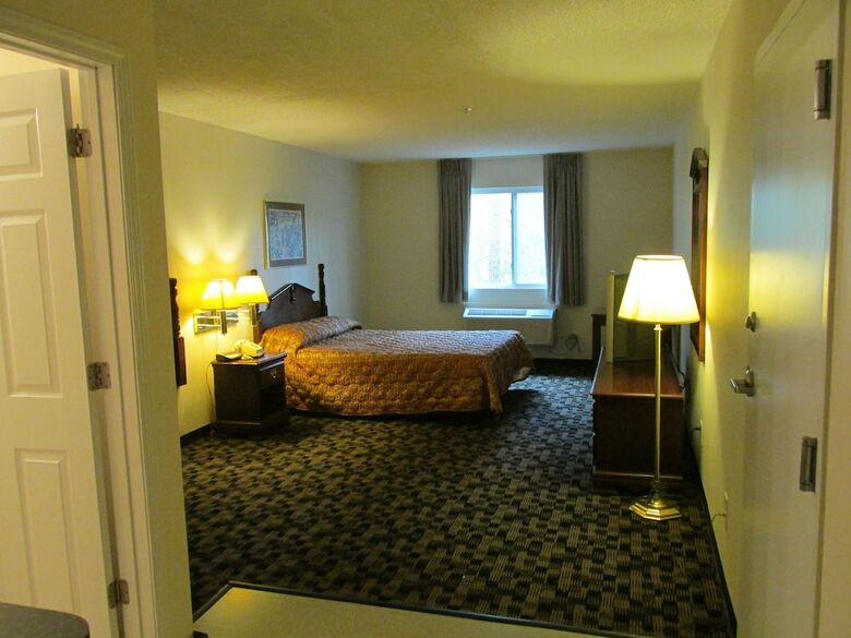 Motel High Falls Hide-a-way Lodging