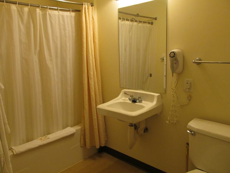 Motel High Falls Hide-a-way Lodging