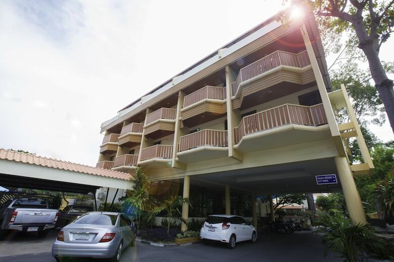 Hotel Twin Palms Resort