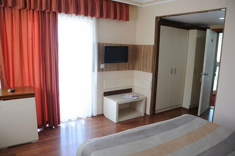 Lims Bona Dea Beach Hotel ? All Inclusive