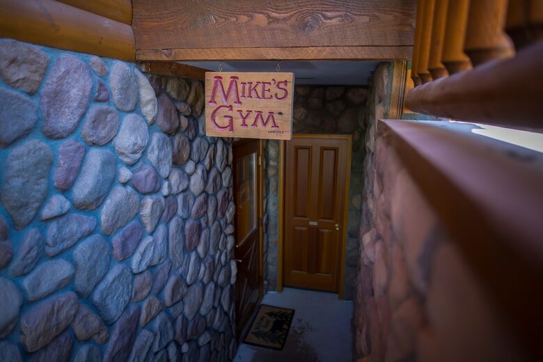 Hotel Baker Creek Mountain Resort