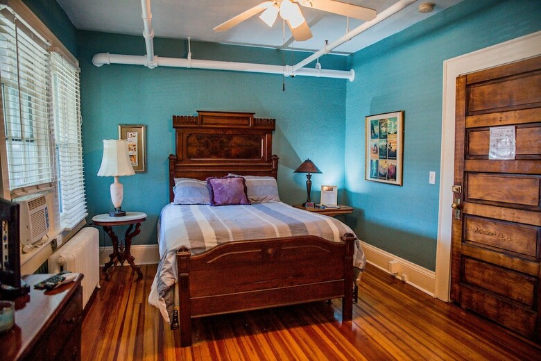 Bed & Breakfast The Henderson