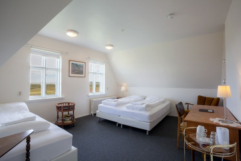 Hotel Heradsskolinn Historic Guesthouse