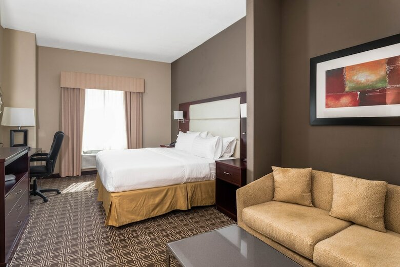 Hotel Holiday Inn Express & Suites Lantana