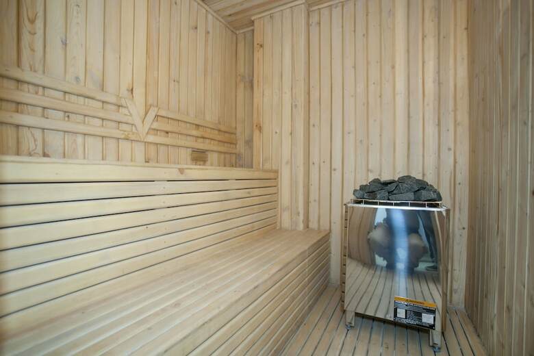 Innotel Luxury Business Hotel