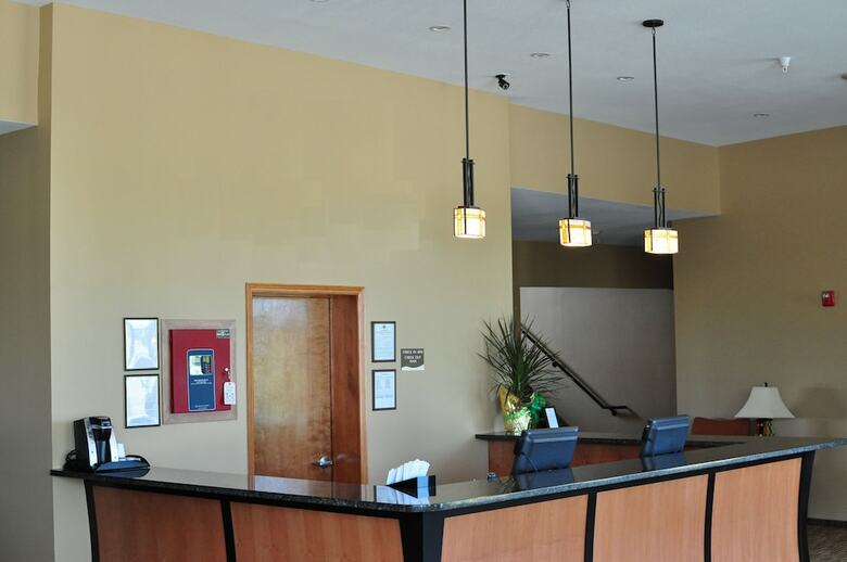 Hotel Cobblestone Inn & Suites - Newton