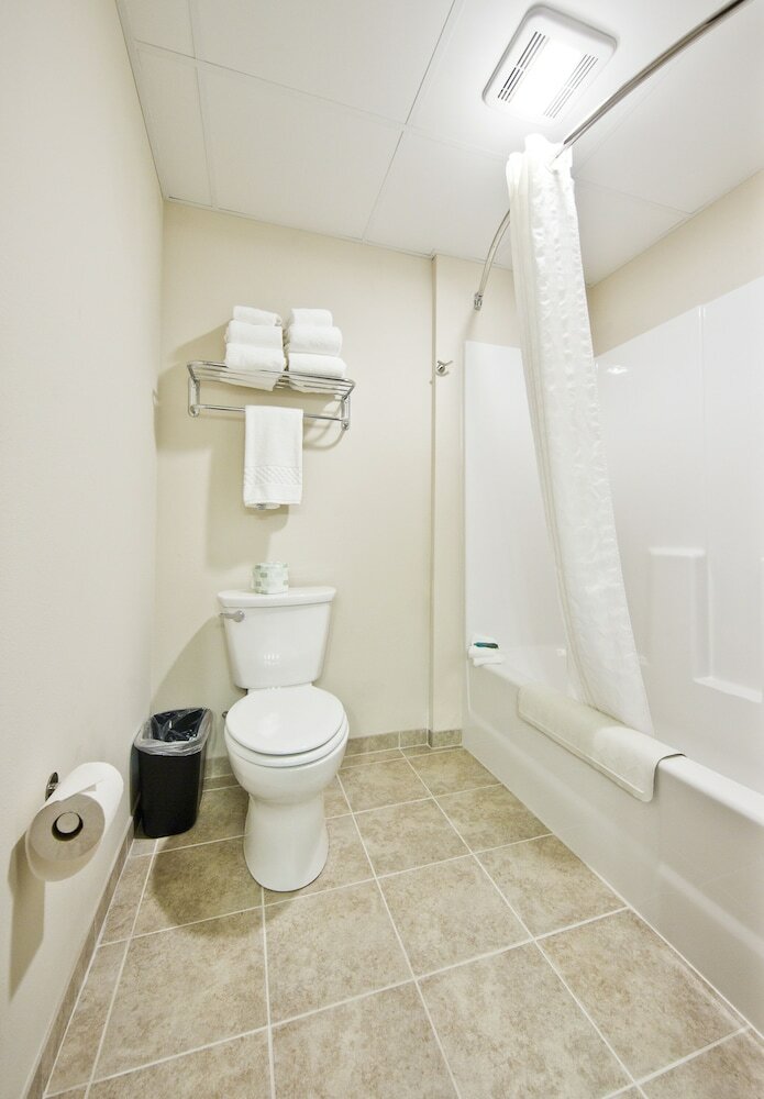 Hotel Cobblestone Inn & Suites - Newton
