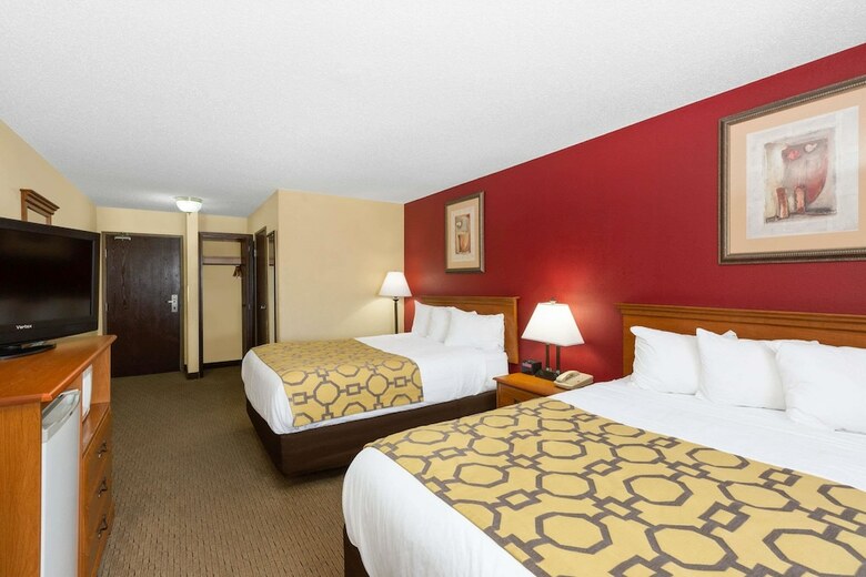 Hotel Baymont By Wyndham Fort Dodge