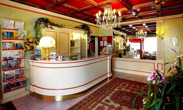 Hotel Benaco A Sirmione
