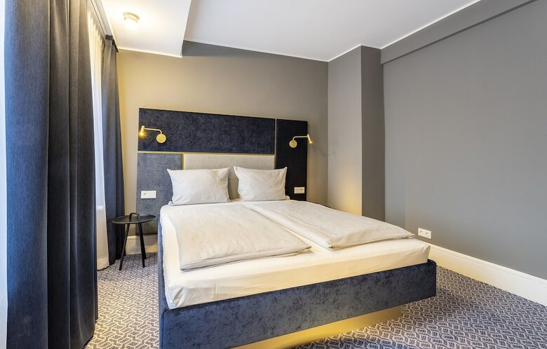 Hotel Am Schloss Biebrich