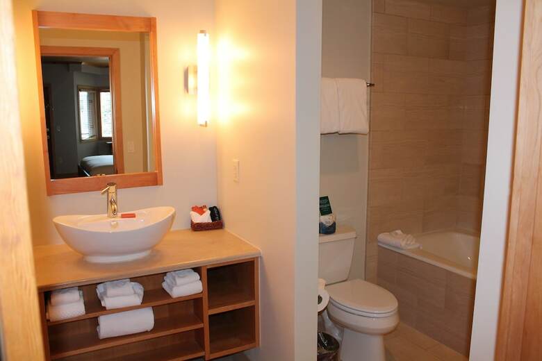 Apartamento Ice House Suites And Condominiums