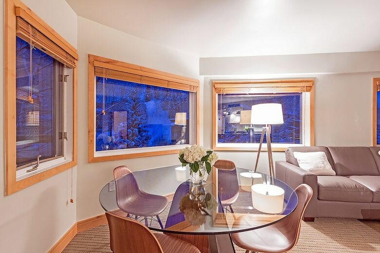 Apartamento Ice House Suites And Condominiums