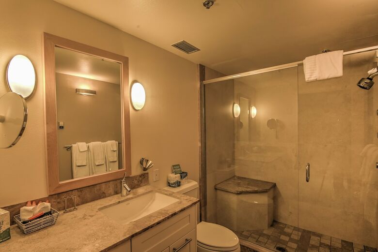 Apartamento Ice House Suites And Condominiums