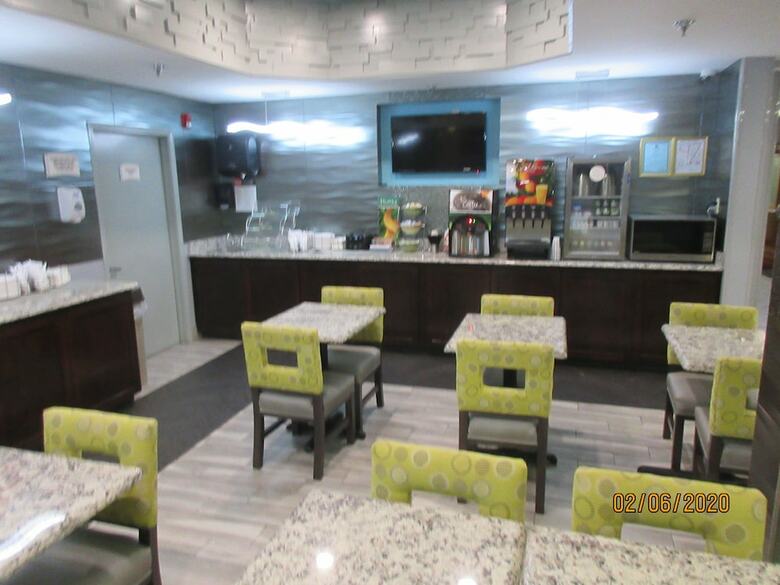 Hotel Quality Inn & Suites Montgomery East Carmichael Rd