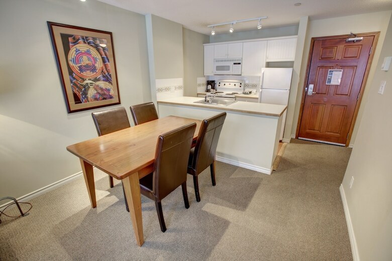 Resortquest At Aspens On Blackcomb