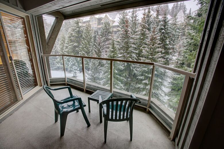 Resortquest At Aspens On Blackcomb