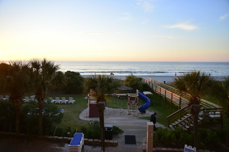Hotel Monterey Bay Suites