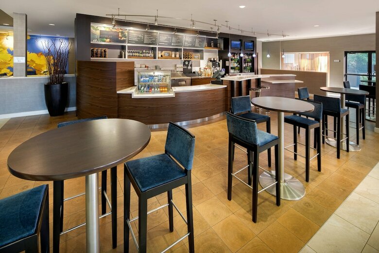 Hotel Courtyard By Marriott Cleveland Beachwood