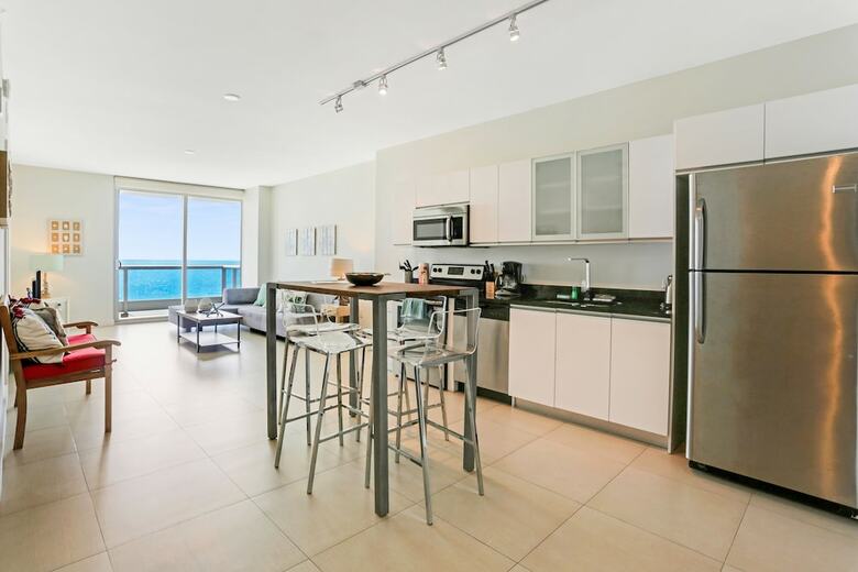 Apartamentos Monte Carlo By Miami Vacations