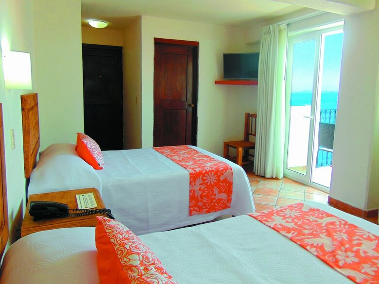El Pescador Hotel