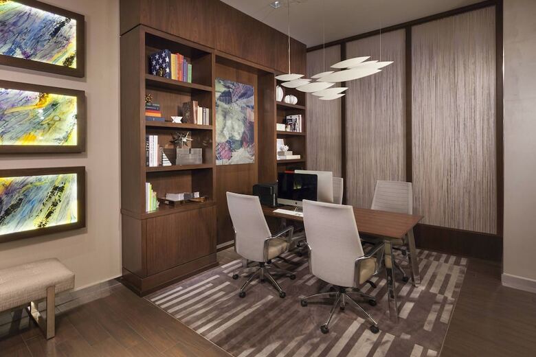 AC Hotels By Marriott New Orleans Bourbon