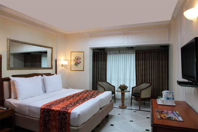 Royal Park Hotel