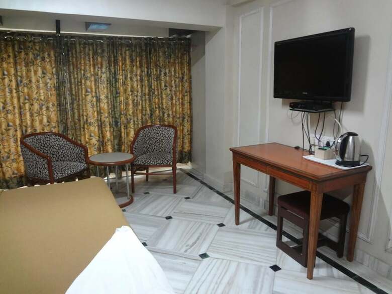 Royal Park Hotel