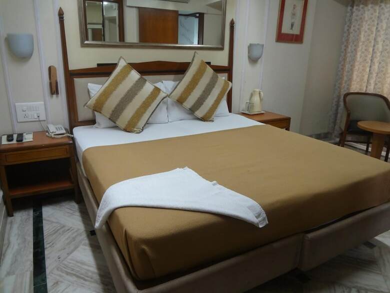 Royal Park Hotel