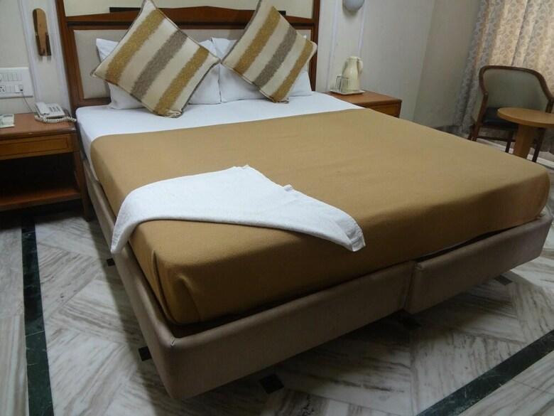 Royal Park Hotel