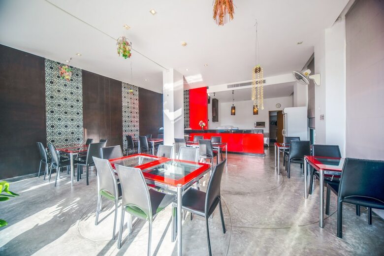 Oyo 235 I Dee Hotel Patong