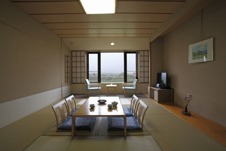 Hotel Kyukamura Hiruzen-kogen