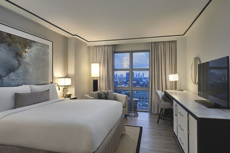 Loews Miami Beach Hotel ? South Beach