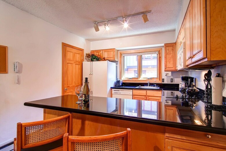 Winterpoint Townhomes By Ski Country Resorts