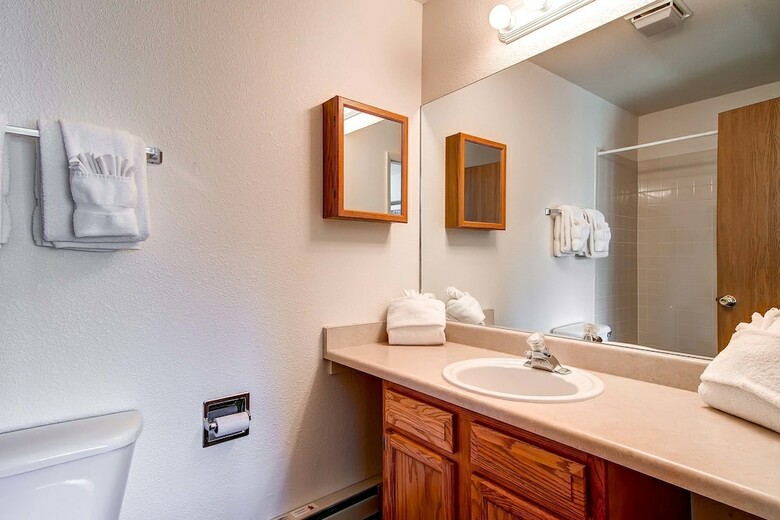 Winterpoint Townhomes By Ski Country Resorts