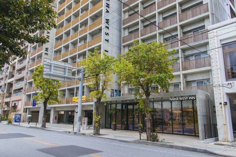 Hotel Naha-west Inn