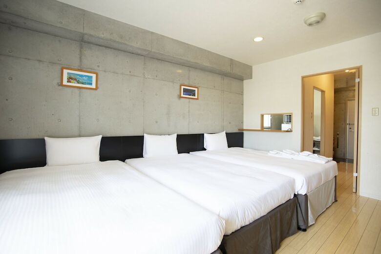 Hotel Naha-west Inn