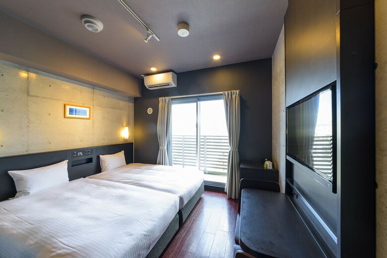 Hotel Naha-west Inn