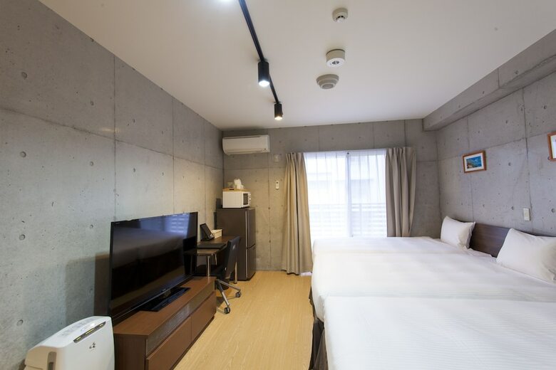 Hotel Naha-west Inn