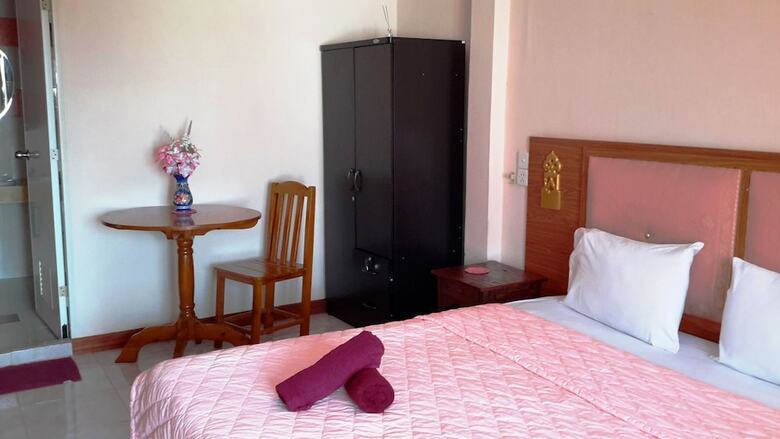 Hotel The Britannia Chiang Mai